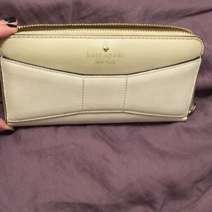 Kate Spade Wallet ♠️